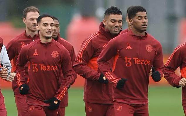 1739780339192058593.jpg 51.jpg