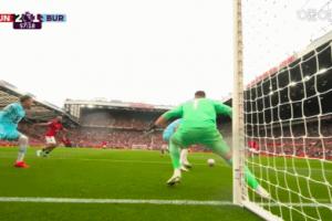 kaiyun体育网-毫无波澜+摇头姆伯莫光速进第2球,阿莫林场边面无表情+转身